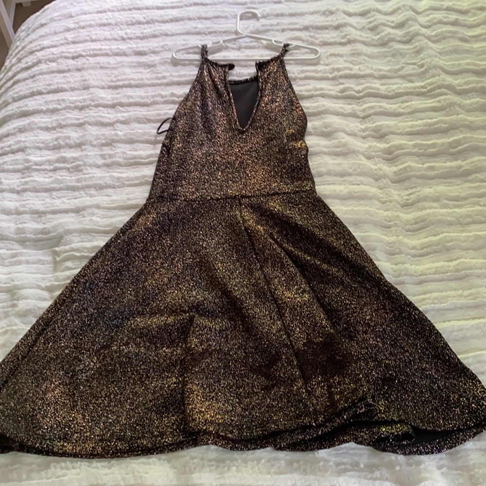 Dress - Picture 2 of 2